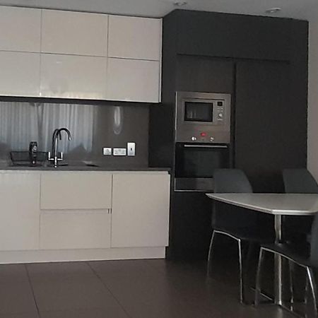Titanic Quarter Apartment เบลฟาสต์ ภายนอก รูปภาพ